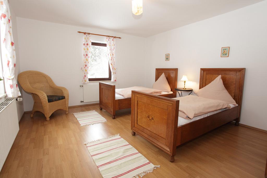 Am Märchenpark Apartment Marquartstein